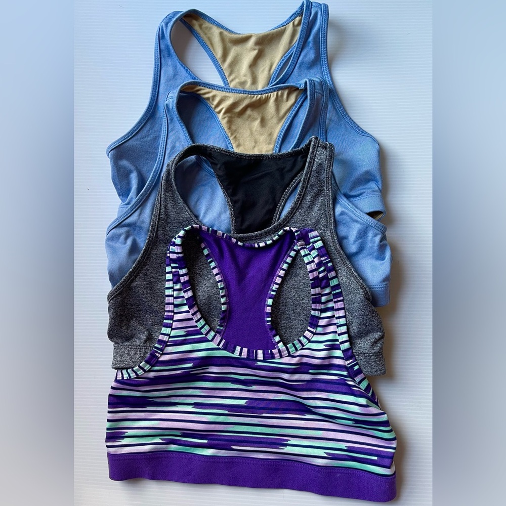 4 Girls Sports Bras Old Navy size XL 14-16 & Target size 32 — Training Bras
